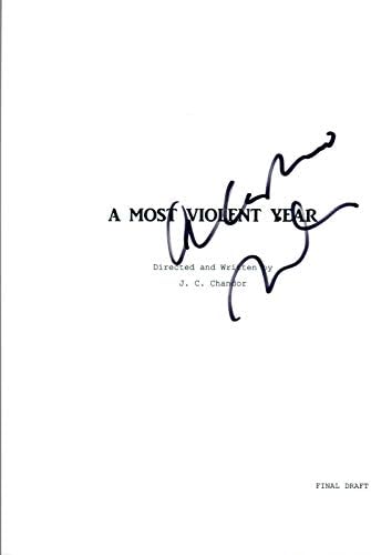 אלסנדרו ניבולה חתמה על חתימה על חתימה על תסריט סרטים אלים ביותר של COA VD